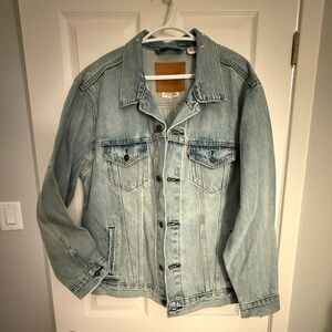 Men’s Levi’s Denim Trucker Jean Jacket